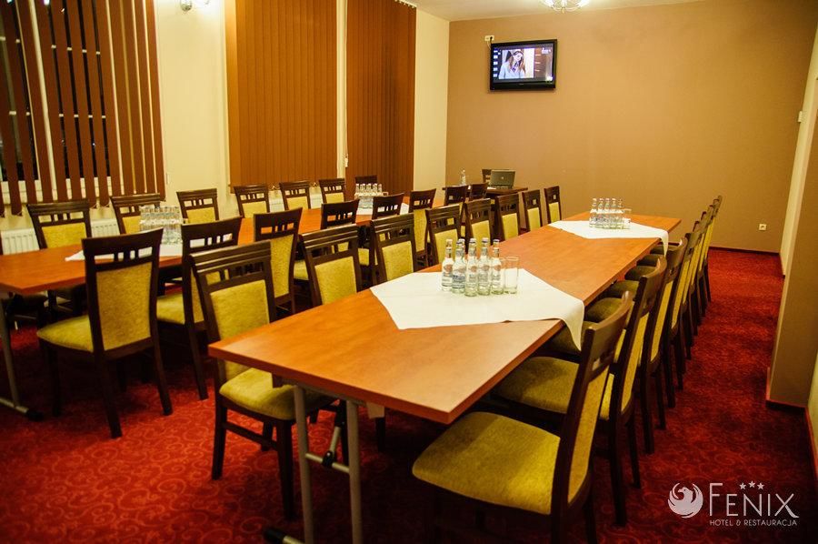 Отель FENIX - Hotel i Restauracja Ясенка